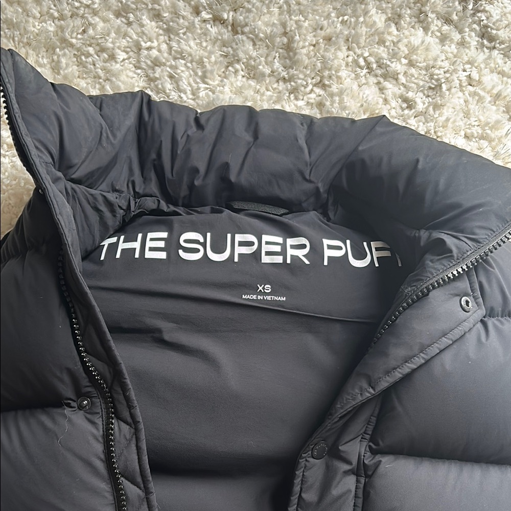 Aritzia The Super Puff Black Vest